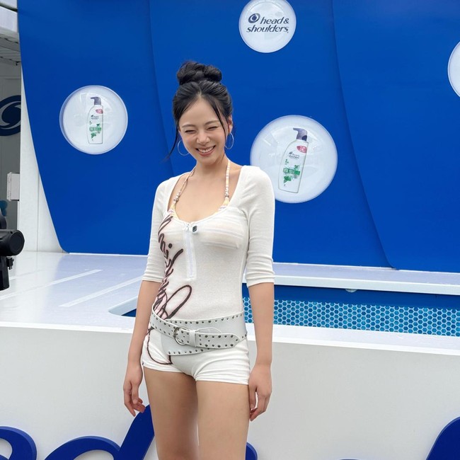Potret BIBI Berbikini di Waterbomb 2026, Jogetnya Dikritik Kelewat Sensual