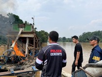 Polisi Bakar Mesin Tambang Emas Ilegal di Kuansing, Tindak Tegas Pelaku