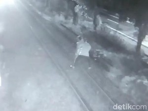 Viral Penjaga Palang di Pasuruan Gagalkan Aksi Pria Tabrakkan Diri ke KA