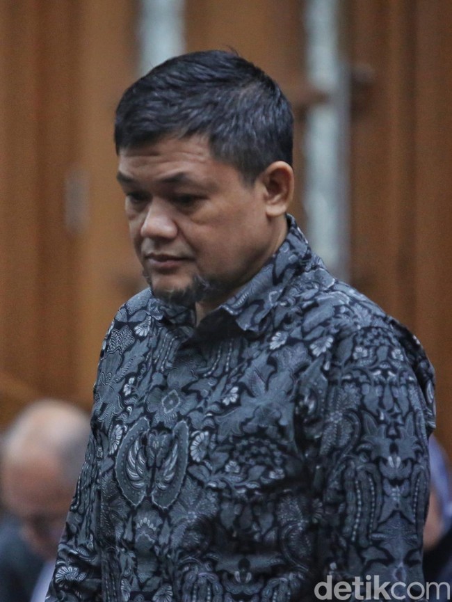 Potret Eks Pejabat Bea Cukai Jalani Sidang Perdana Dugaan Suap Importasi