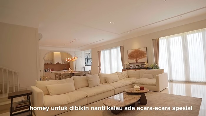 Rumah Thariq dan Aaliyah Rumah Thariq dan Aaliyah