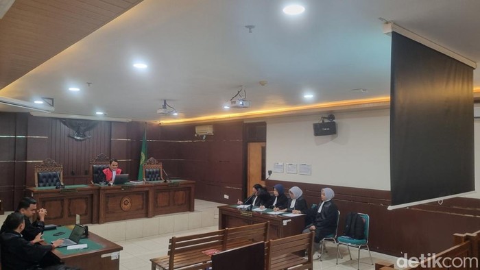 Sidang praperadilan Raudi Akmal yang merupakan anak mantan Bupati Sleman Sri Purnomo, PN Jogja, Selasa (28/7/2026).