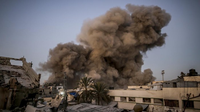 Serangan Israel di Gaza sebabkan kerusakan parah (Foto: Getty Images/Ahmad Hasaballah)