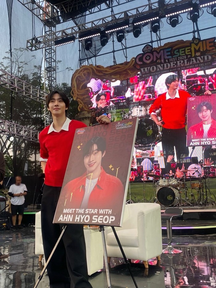 Ahn Hyo Seop menghadiri acara brand mie instan di Kiara Artha Park, Bandung, Jawa Barat, pada 25 Juli 2026.