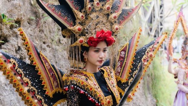 Bintan Resorts Night Parade