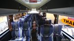 Penampakan Bus Ekstra Panjang Fuso