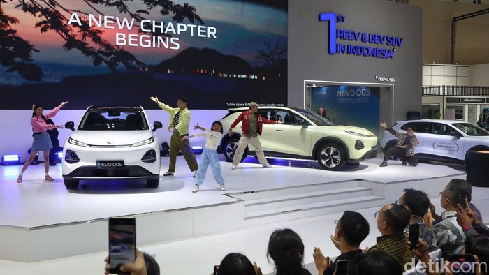 Changan memperkenalkan Nevo Q05 pada ajang GIIAS 2026 di ICE BSD City, Kabupaten Tangerang, Banten, 29 Juli 2026. SUV listrik tersebut menjadi salah satu model terbaru yang ditawarkan Changan untuk pasar Indonesia dengan harga mulai Rp309 juta.