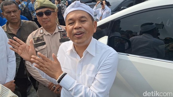 Gubernur Jawa Barat Dedi Mulyadi