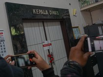 Video: KPK Segel Ruang Kepala DPUPR Pemalang dan 2 Unit Rumah Usai OTT