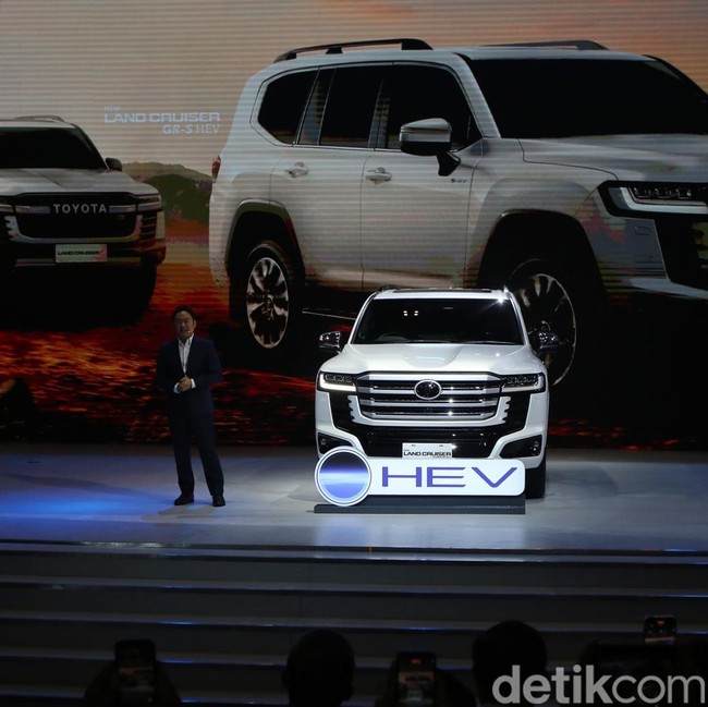 Land Cruiser 300 Hybrid Tampil Perdana di GIIAS 2026
