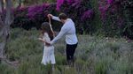 Momen Madison Beer Dilamar Pemain Football Amerika Justin Herbert