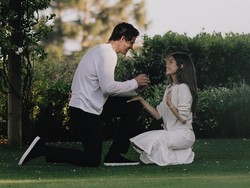 Congratz! Madison Beer Dilamar Bintang NFL Justin Herbert
