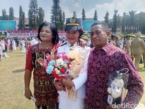 Tangis Bahagia Maria, Putri Petani NTT yang Dilantik Jadi ASN