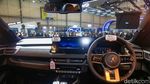 Mitsubishi XForce Hybrid Mejeng di GIIAS, Harga Spesial Masih Berlaku