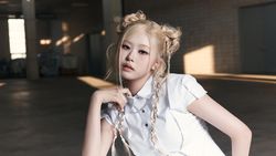Lengkap! Ini Wajah 7 Member OURBIRTHDAY Girlband Baru JYP
