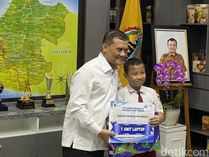 Ketemu Gubernur, Bocah Boyolali Temukan Bug Situs NASA Dapat Laptop