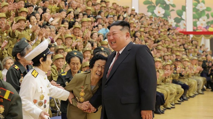 North Korean leader Kim Jong Un greets war veterans who had taken part in events marking the 73rd anniversary of the Korean War armistice, in Pyongyang, North Korea, July 28, 2026, in this photo released by North Korea's official Korean Central News Agency (KCNA).    KCNA via REUTERS    ATTENTION EDITORS - THIS IMAGE WAS PROVIDED BY A THIRD PARTY. REUTERS IS UNABLE TO INDEPENDENTLY VERIFY THIS IMAGE. NO THIRD PARTY SALES. SOUTH KOREA OUT. NO COMMERCIAL OR EDITORIAL SALES IN SOUTH KOREA.