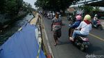 Setahun Dibangun, Trotoar di Sawangan Depok Amblas