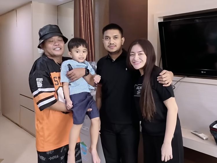 Sule Jenguk Adzam Sekaligus Beri Ucapan Selamat ke Nathalie dan Aripat