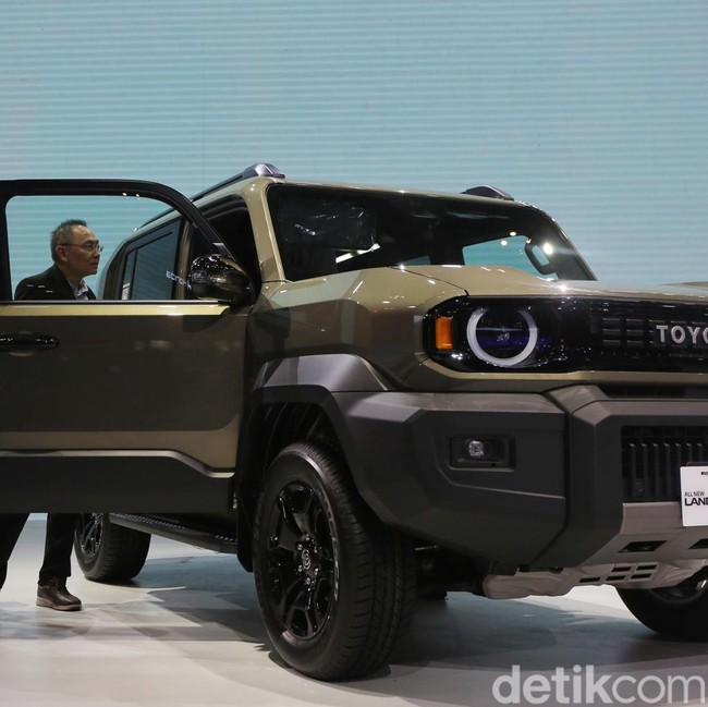 Land Cruiser FJ Sampai Juga di Indonesia, Begini Wujud Gagahnya