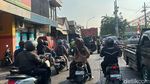Truk Pecah Ban, Jalan Benowo Macet