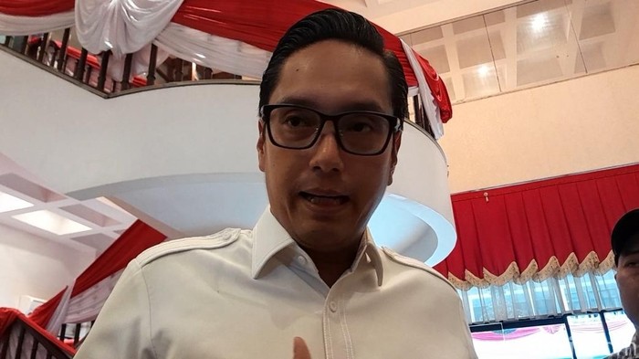 Wali Kota Medan Rico Waas
