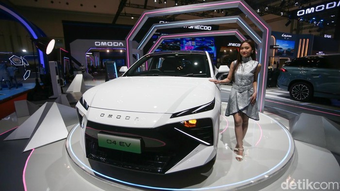 Omoda O4 meluncur di GIIAS 2026 di ICE BSD City, Tangerang, Rabu (29/7/2026). Menariknya, Indonesia jadi negara pertama di dunia yang dipilih sebagai lokasi peluncuran global model tersebut dalam ajang Super AI Night yang digelar di Spike Air Dome 