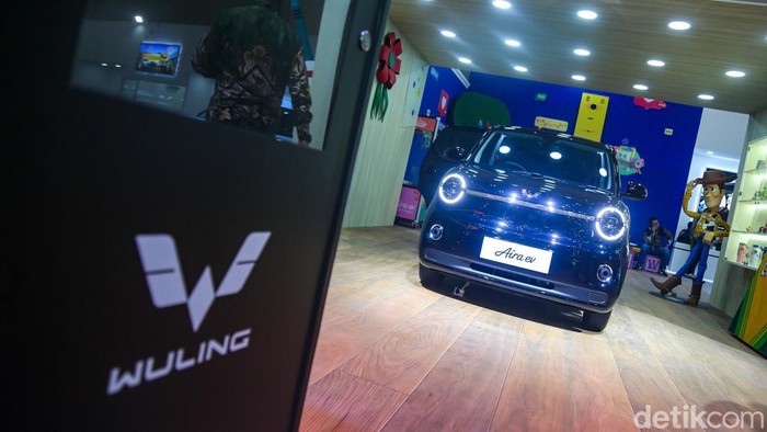 Wuling Aira ev diluncurkan pada acara GIIAS 2026 di ICE BSD City, Kabupaten Tangerang, Banten, Rabu (29/7/2026). Wuling Aira ev dijual dengan harga sangat menarik, mulai Rp 155 jutaan.