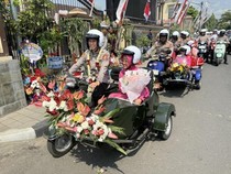 Sertijab Kapolres Kediri Kota Ditutup Riding Vespa Keliling Kota