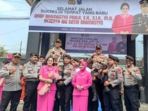 Pedang Pora Iringi Sertijab Kapolres Kediri, AKBP Wahyudin Resmi Menjabat