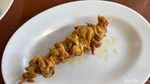 Sedapnya Sarapan Ayam Goreng Basah dengan Jukut Goreng di Jaksel