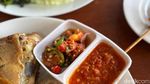Sedapnya Sarapan Ayam Goreng Basah dengan Jukut Goreng di Jaksel