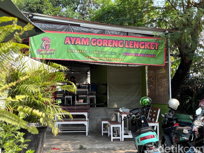 Ayam Lengket Pamungkas