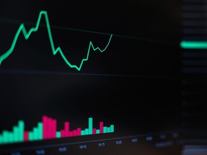 CLEO Tambah 3 Pabrik Baru, TINS Raup Laba Rp 2,71 Triliun dan BBNI Teruskan Buyback Saham