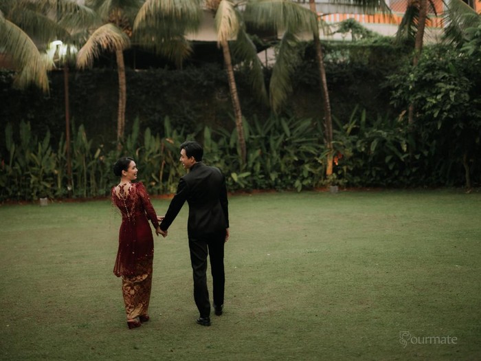 Dea Annisa dan Mazaki gelar lamaran.