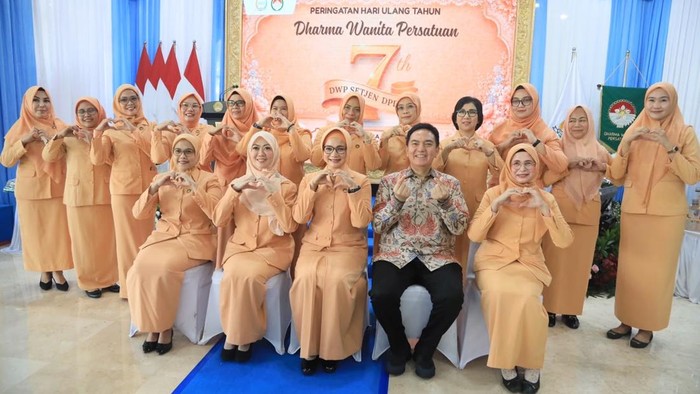 DWP Setjen DPD RI Ajak Perempuan Cerdas & Berdaya Hadapi Era Digital