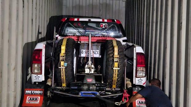 Indonesia Cross Country Rally Team.