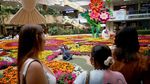 Merpati Bunga Raksasa Jadi Ikon Festival Medellin