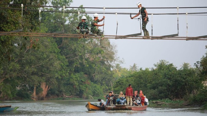 Jembatan Perintis Garuda di Desa Kali Pasir, Kecamatan Way Bungur, Kabupaten Lampung Timur