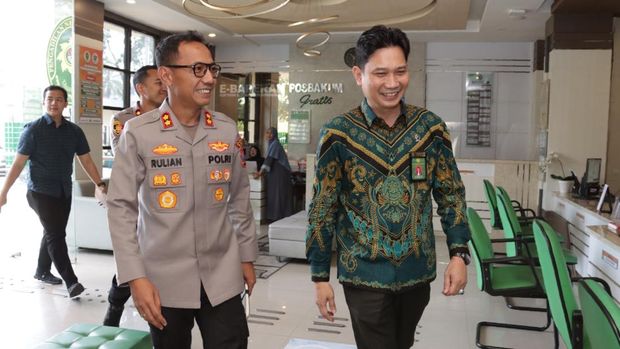 Kapolres Malang, AKBP Rulian Syauri, membangun sinergi dengan pengadilan dan kejaksaan. Ia menekankan pentingnya kolaborasi untuk keamanan. (dok Istimewa)