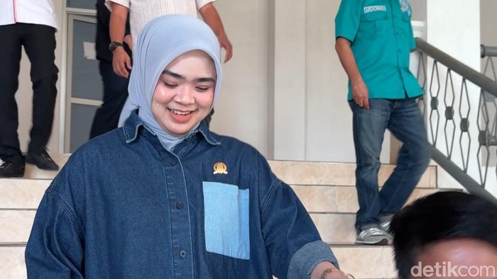 Ketua DPRD Kabupaten Bone, Andi Tenri Walinonong.
