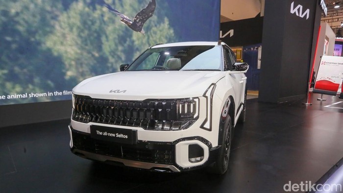 Kia meluncurkan All New Seltos pada ajang GAIKINDO Indonesia International Auto Show (GIIAS) 2026 di ICE BSD City, Kabupaten Tangerang, Kamis (30/7/2026).