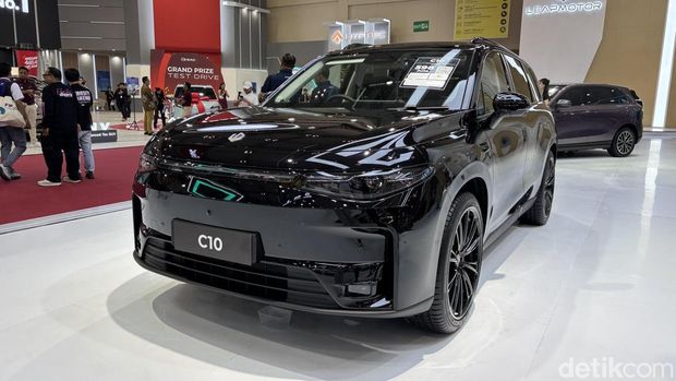 Leapmotor C10