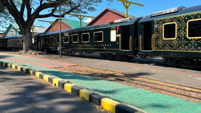 PT Kereta Api Indonesia (Persero) menghadirkan Nusantara Explorer sebagai kereta wisata yang dikembangkan atas gagasan dan perintah Presiden Prabowo Subianto untuk memberikan layanan kereta penumpang yang indah, elegan, dan nyaman bagi masyarakat.