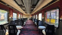 Budaya yang diadopsi pada desain interior kereta ini antara lain, wayang kulit, batik Lasem, Sekar Jagad, dan motif Bali yang diterapkan pada elemen interior, pola dekoratif, dan material. Dok. PT. KAI