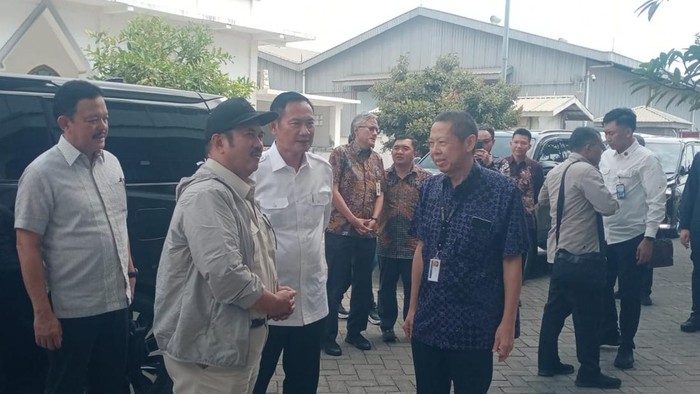 Menteri Bappenas bersama Bupati Lamongan