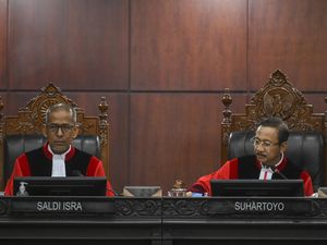 Video: MK Sebut Certificate of Attendance Gibran Bukan Bukti Kelulusan