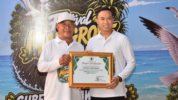 Pemkab Lamongan Raih Penghargaan Pengelolaan Mangrove dari Pemprov Jatim