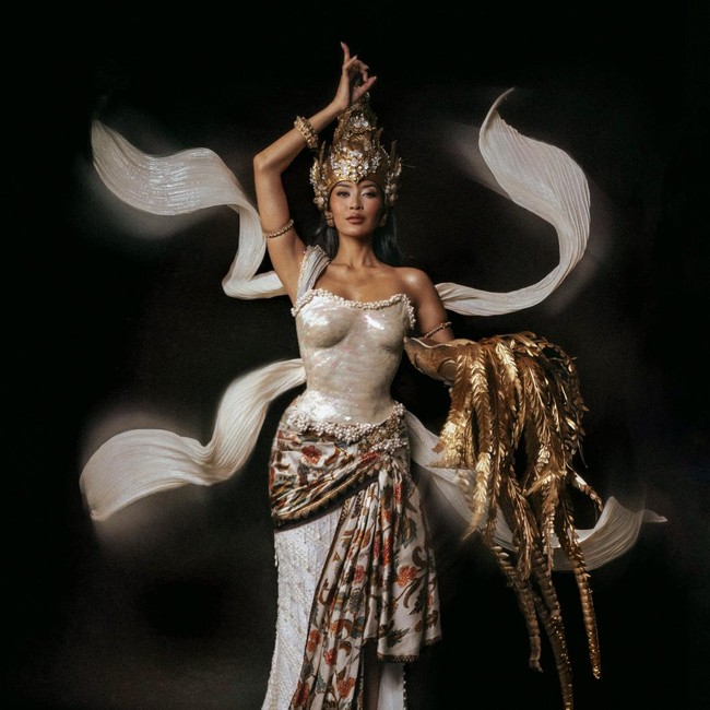 Memukau! Potret Agnes Rahajeng Jadi Dewi Sri di Miss Supranational 2026