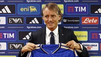 Latih Italia Lagi, Mancini Bertekad Tambah Trofi